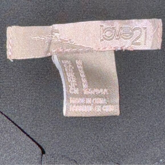 Forever 21 Solid Black Long Sleeve Button Down Tie Front Open Sleeve Blouse M - Picture 11 of 13